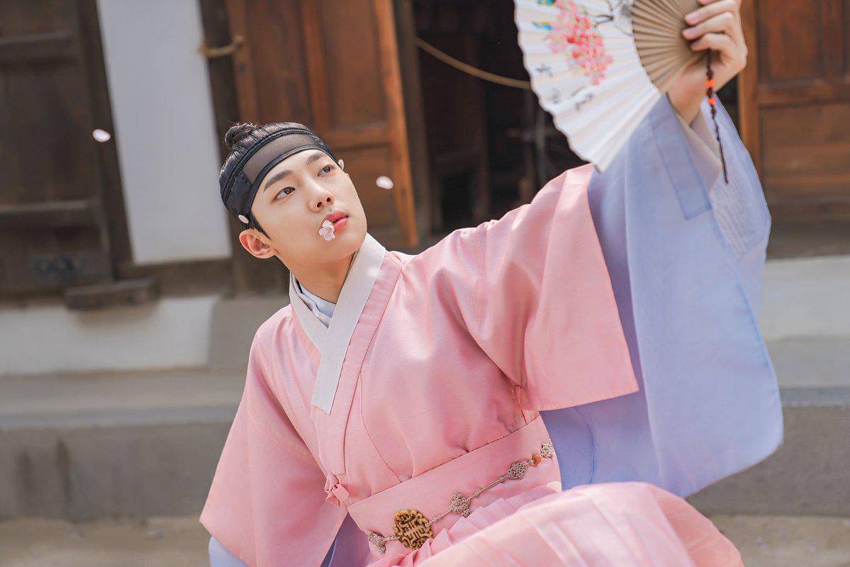 still cut drama Spirit Fingers