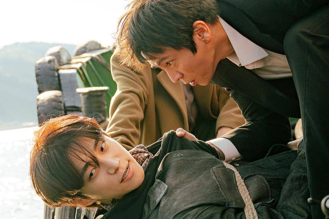 cuplikan drakor Typhoon Family