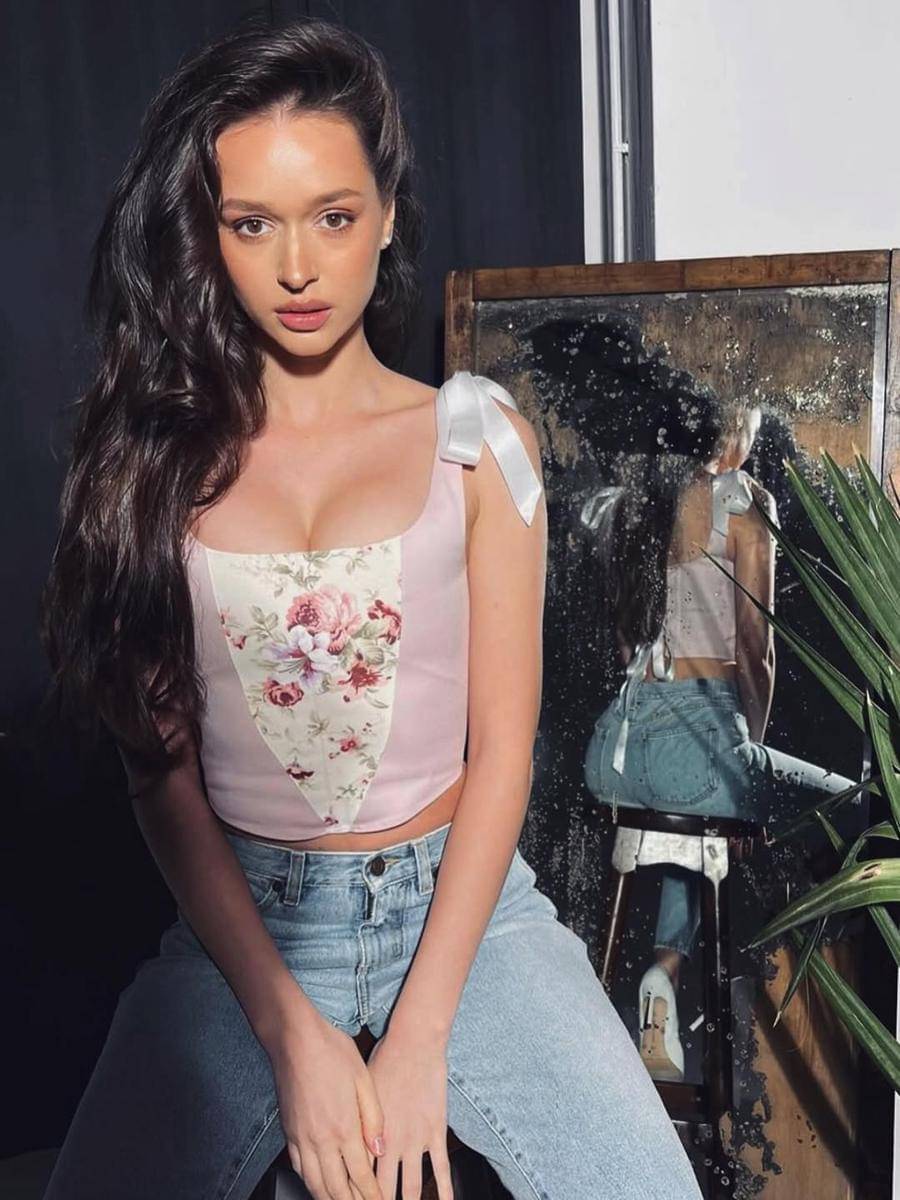 potret Elizaveta Kuznetsova, Miss Earth Moldova 2025 