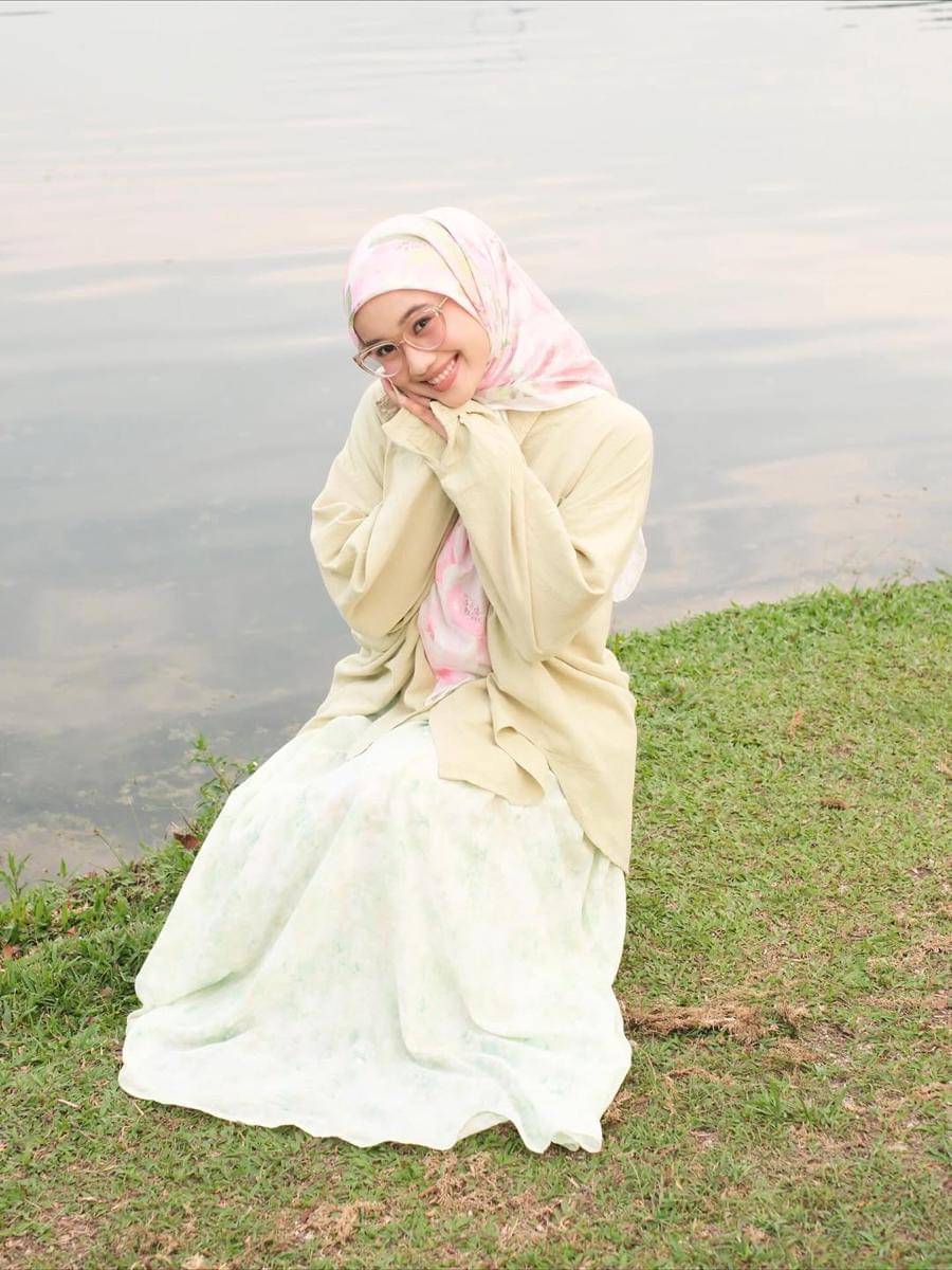 Inspirasi OOTD ala Ravira Naila 