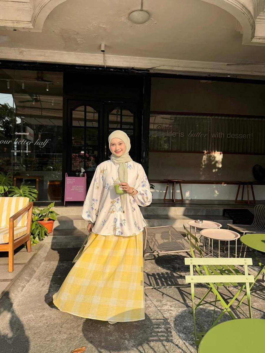 Inspirasi OOTD ala Ravira Naila