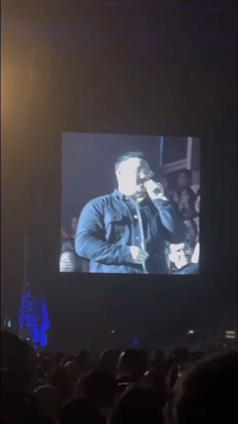 Naomi Zaskia dilamar