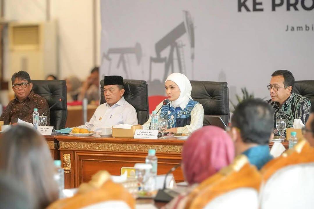 Hari ini saya memimpin Kunjungan Kerja Spesifik Komisi XII DPR RI ke PT Pertamina Hulu Energi Ja.jpg