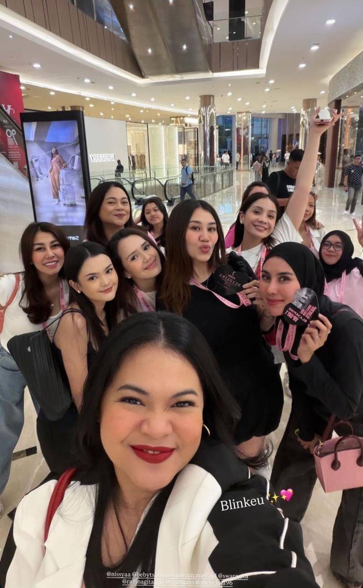 OOTD artis di konser BLACKPINK JAKARTA 2025 