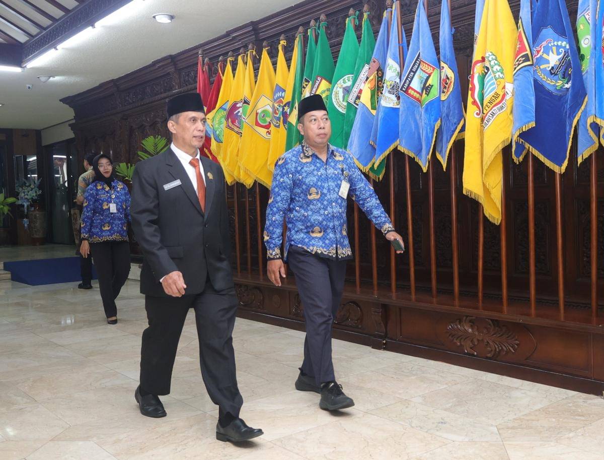 Upacara - pak Ari (1).jpg