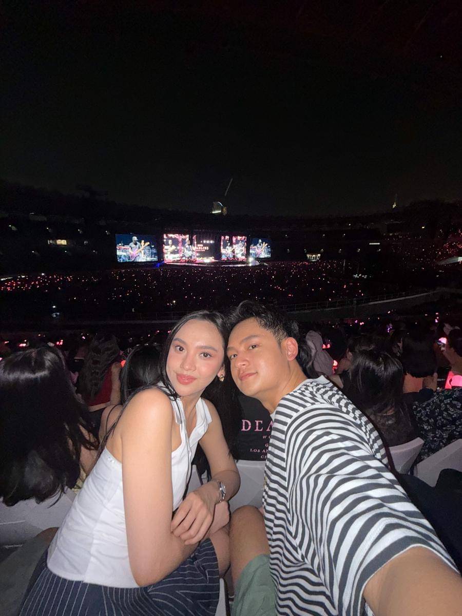 Artis Nonton Konser BLACKPINK Hari Kedua