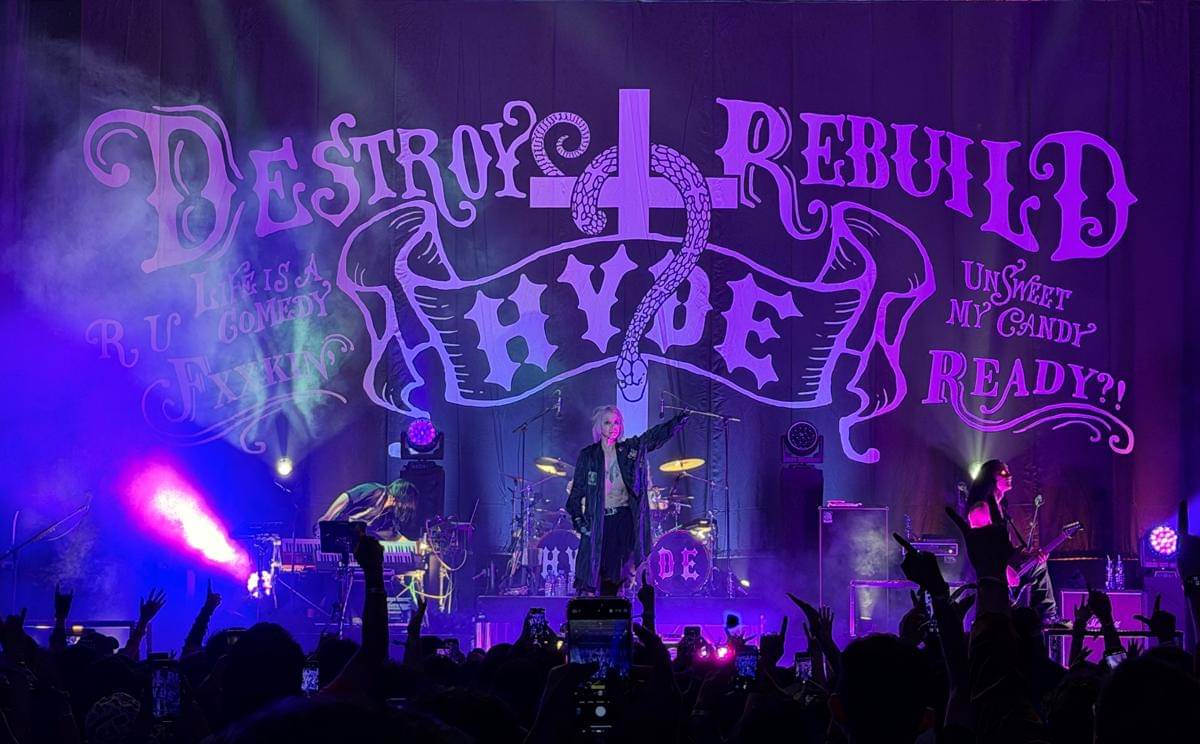 HYDE-JKT-Show-05.jpg