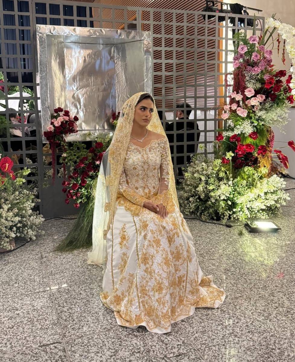 Pernikahan Azizah Hanum. (apsariretno via Instagram.com/hanummm)