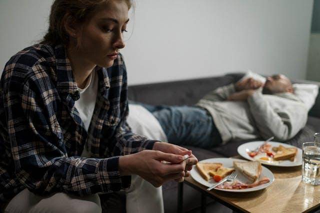 Ilustrasi seorang pria dan seorang wanita