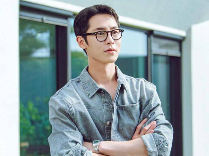 Cuplikan Lee Jae Wook di Last Summer