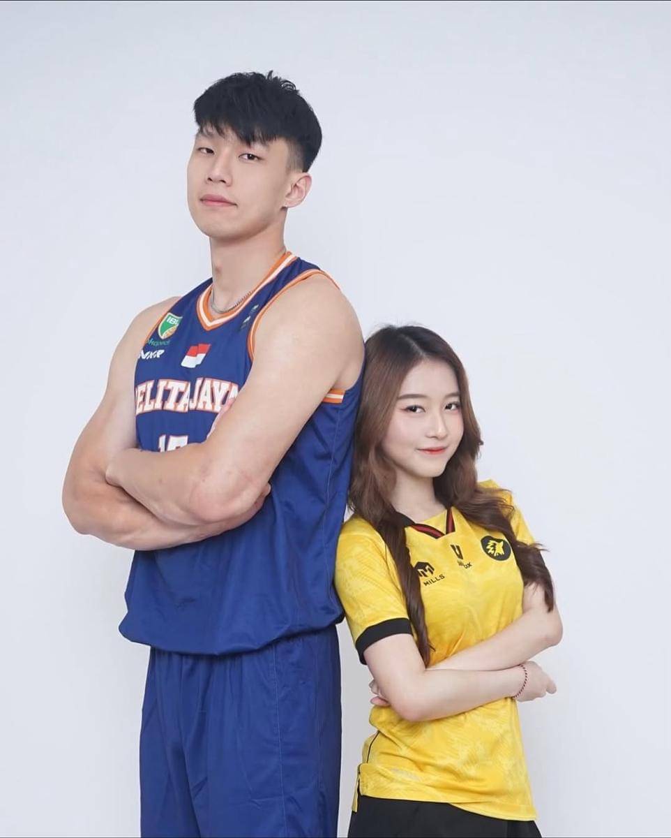 Pemotretan Maternity Vior dan Vincent (instagram.com/nitavior)