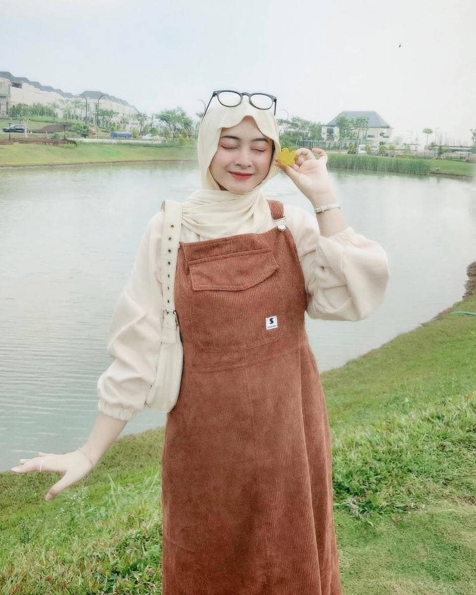 mix and match outfit brownie ala Ega Shalsa