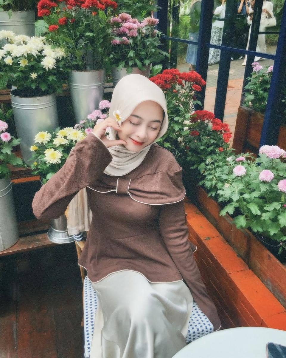 mix and match outfit brownie ala Ega Shalsa