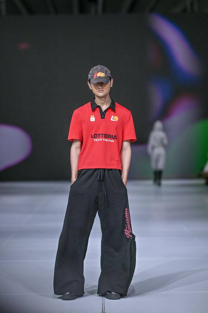 Koleksi MONTSENU di Jakarta Fashion Week 2026