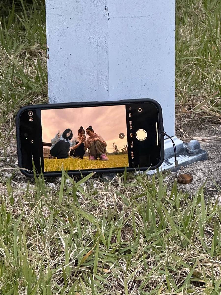 potret aktris Han Su A main bareng Ryujin ITZY dan Karina aespa