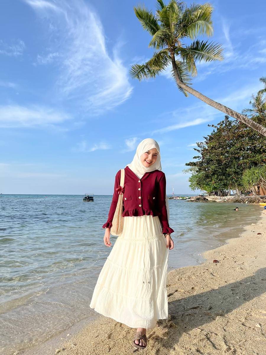 Outfit Siska Amera