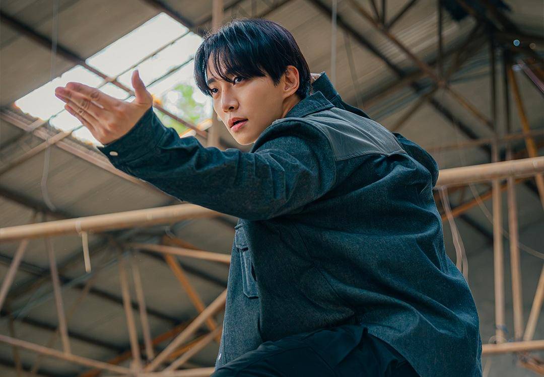 still cut drama Korea Typhoon Family