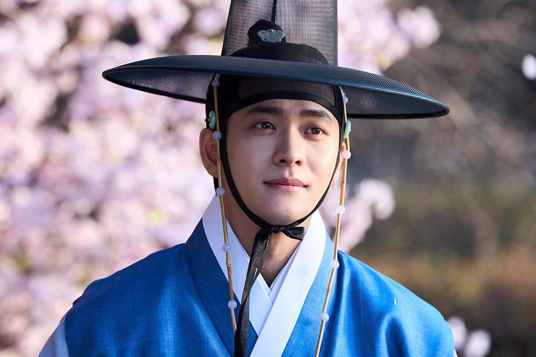 still cuts drama Moon River