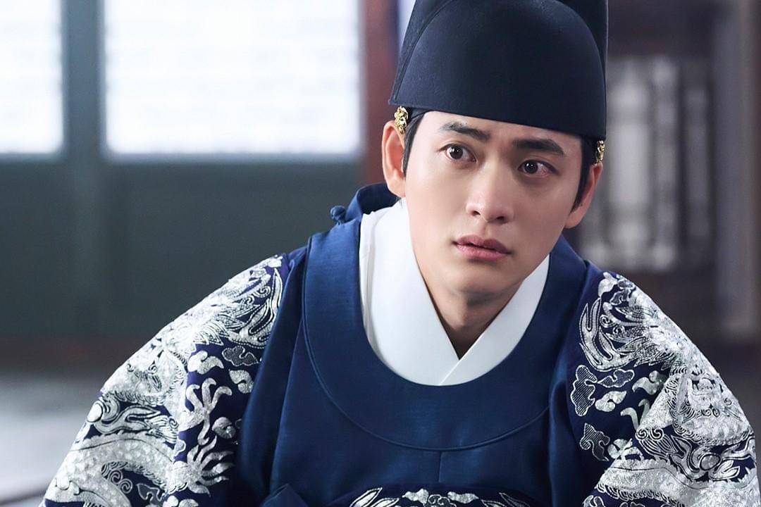 still cuts drama Moon River