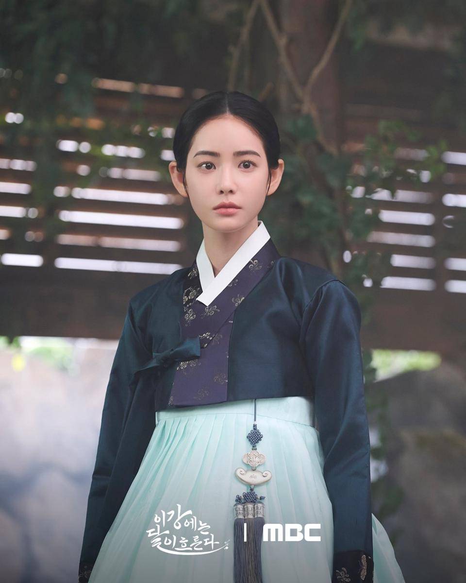 still cuts drama Moon River 