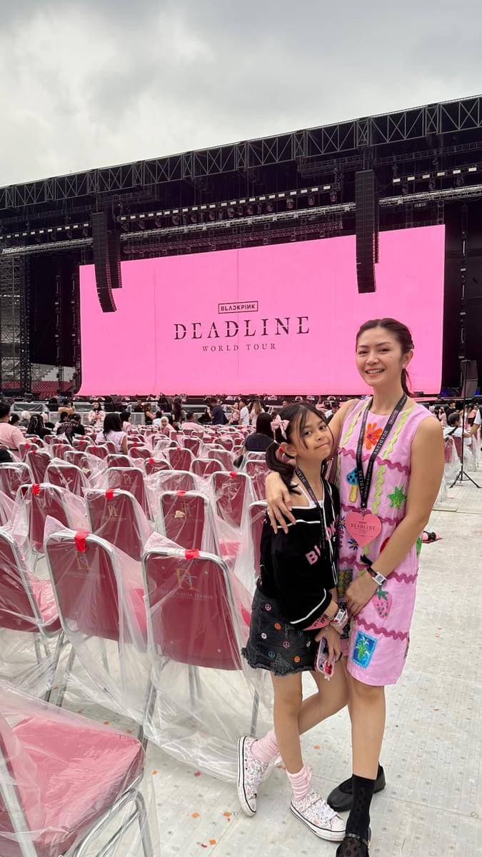 Seleb nonton konser BLACKPINK 2025 bareng anak