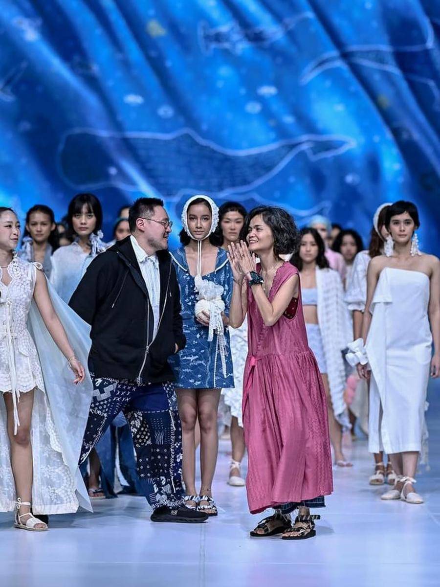 Widuri anak Widi Mulia tampil di JFW 2025