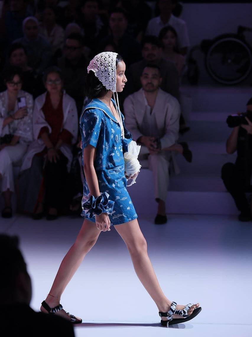 Widuri anak Widi Mulia tampil di JFW 2025