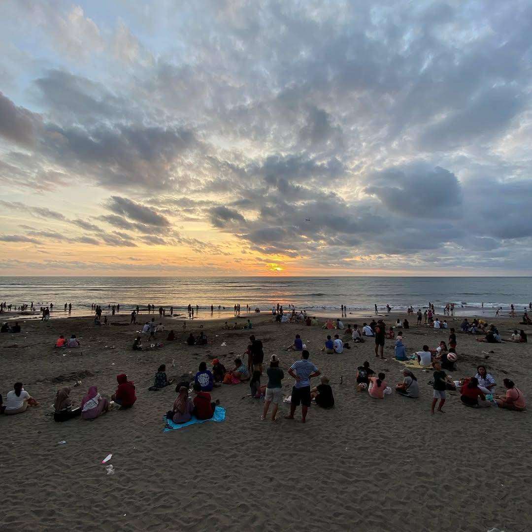 suasana di Pantai Kedungu, Tabanan (instagram.com/info_pantaikedungu)