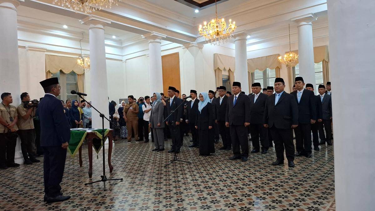 Pelantikan pejabat Pemprov Banten