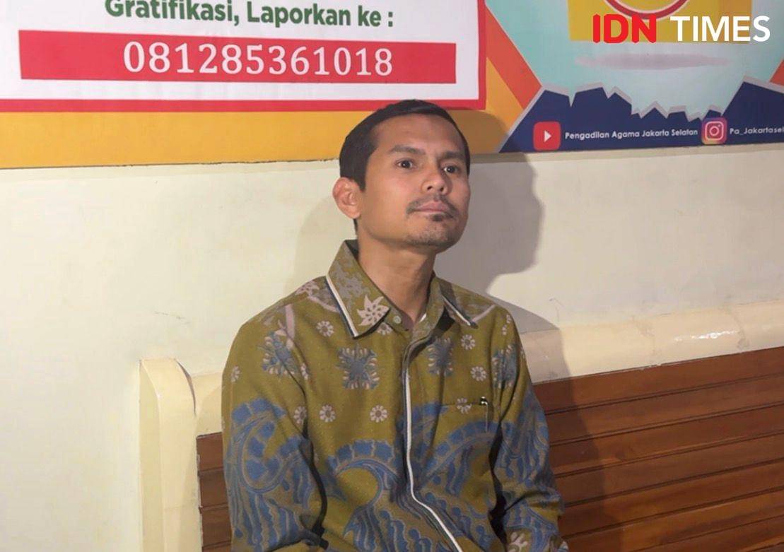 Putra Lubis kuasa hukum Raisa pada Senin (3/11/2025) 