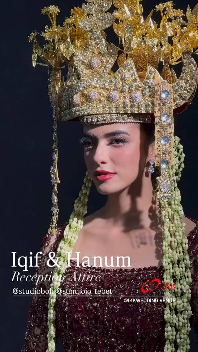 Rangkaian busana pernikahan Azizah Hanum