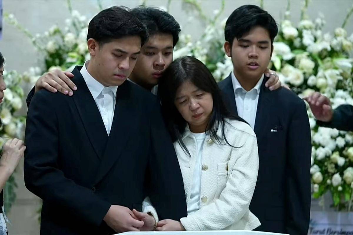 Ibadah tutup peti ayah Jerome Polin 