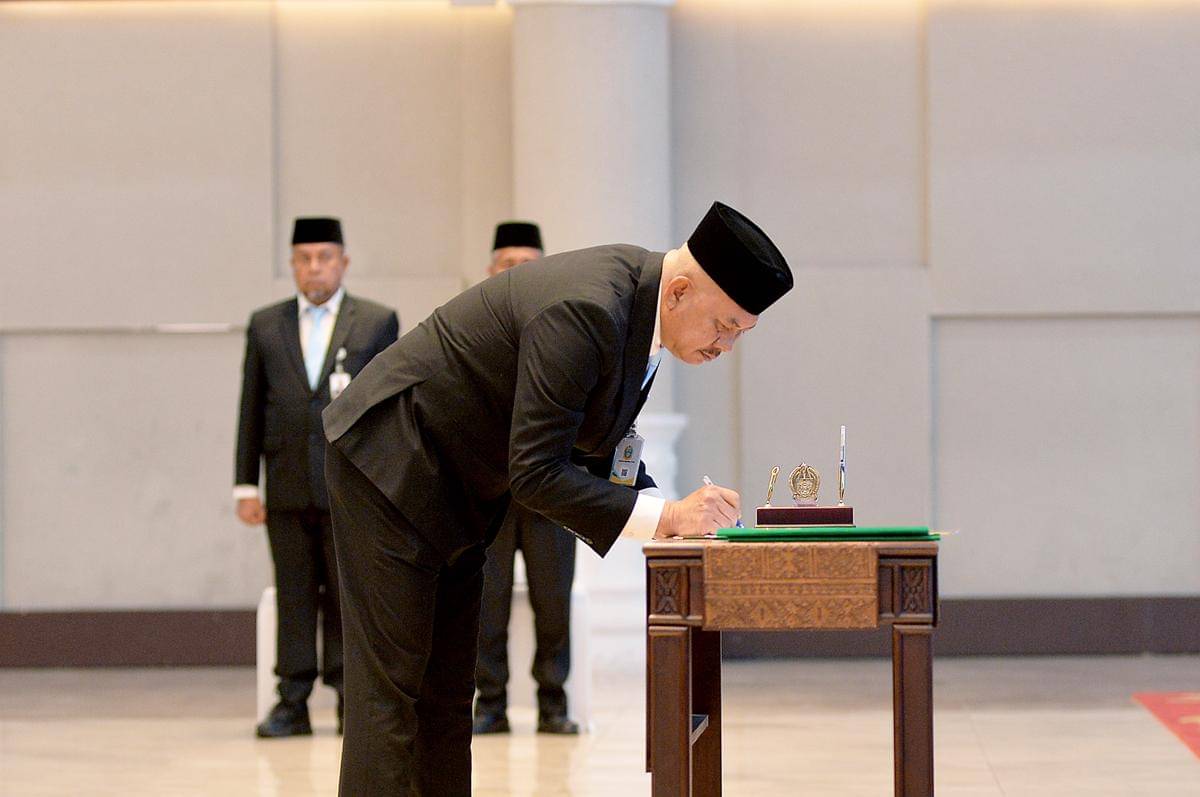 Gubsu lantik Pj Sekdaprovsu (2).jpg