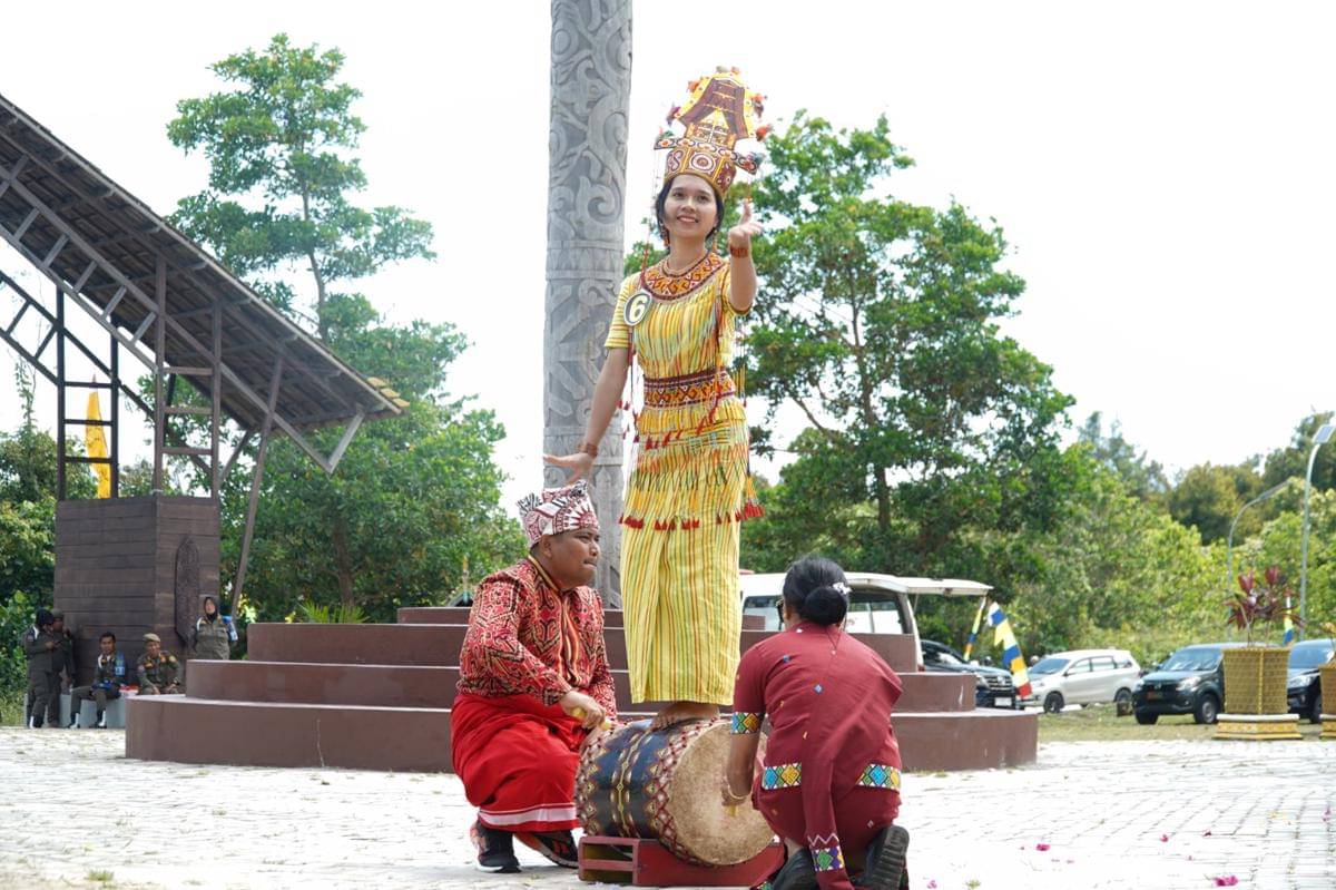 Festival belian adat Paser 