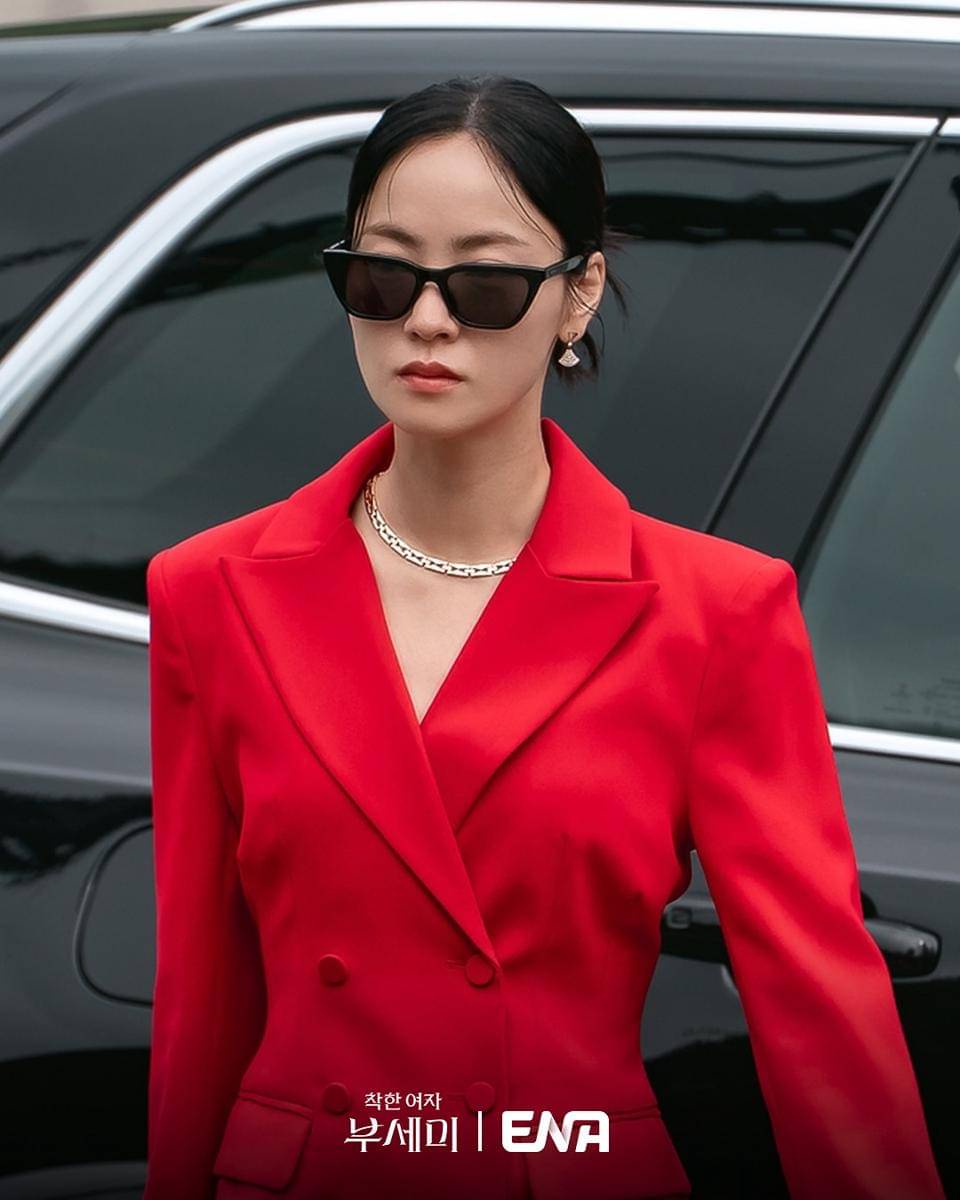 Still cut Ms. Incognito