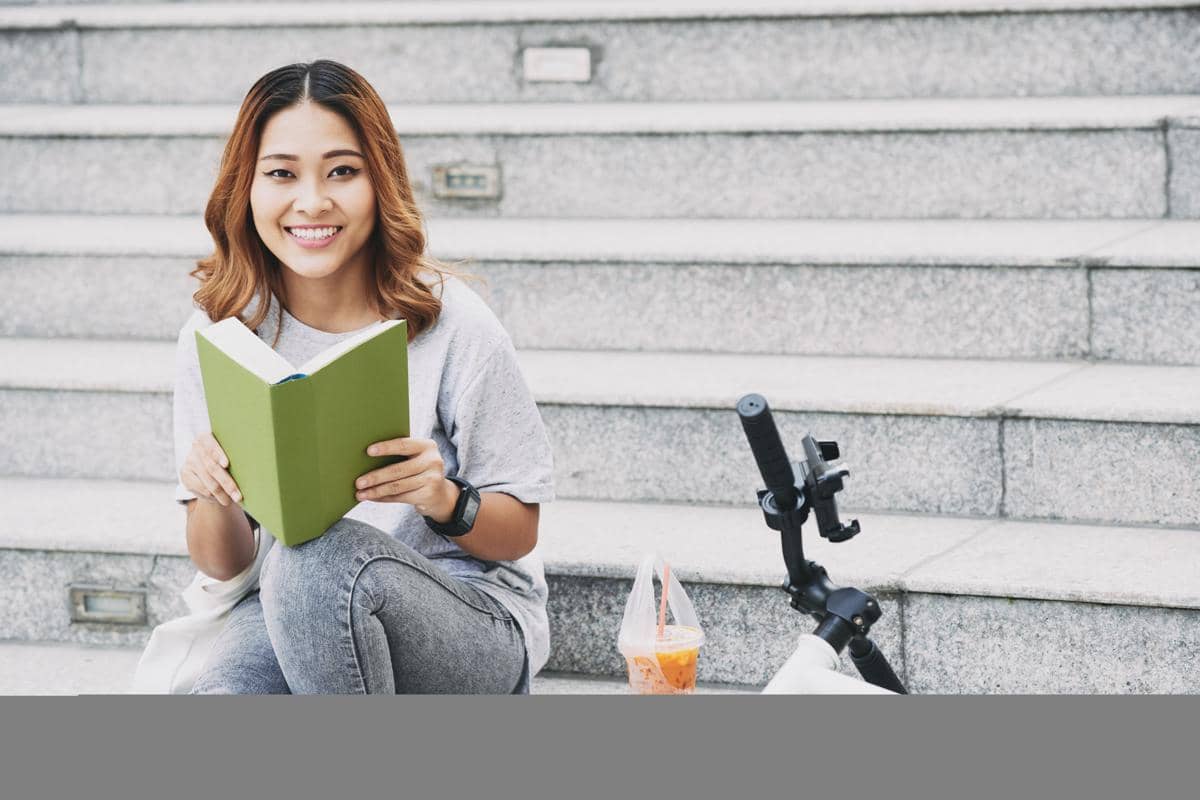 Ilustrasi booktok dan bookstagram