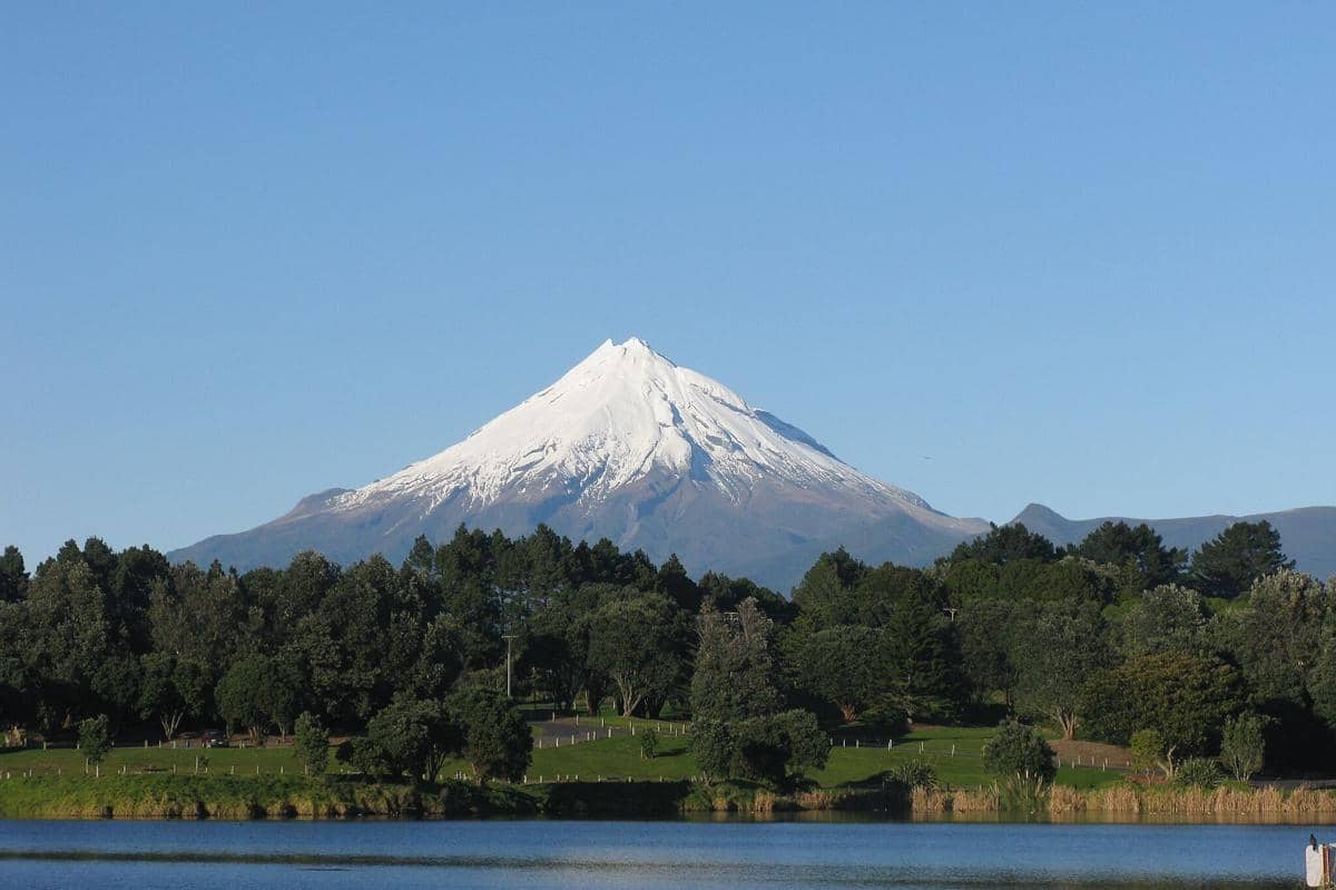 Gunung Taranaki, Selandia Baru