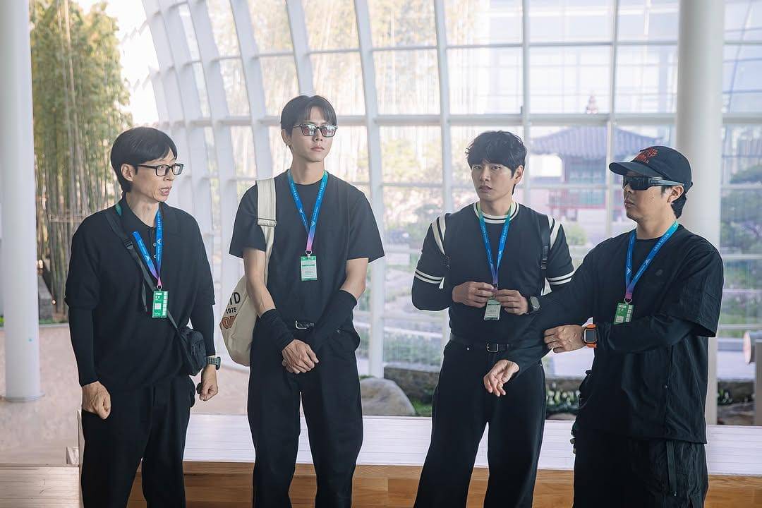 potret Lee Yi Kyung di Hangout with Yoo