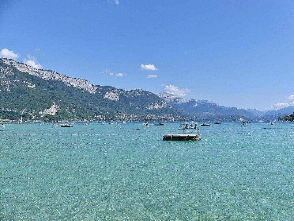 Lac d'Annecy quelques heures avant la Fête du Lac 2019