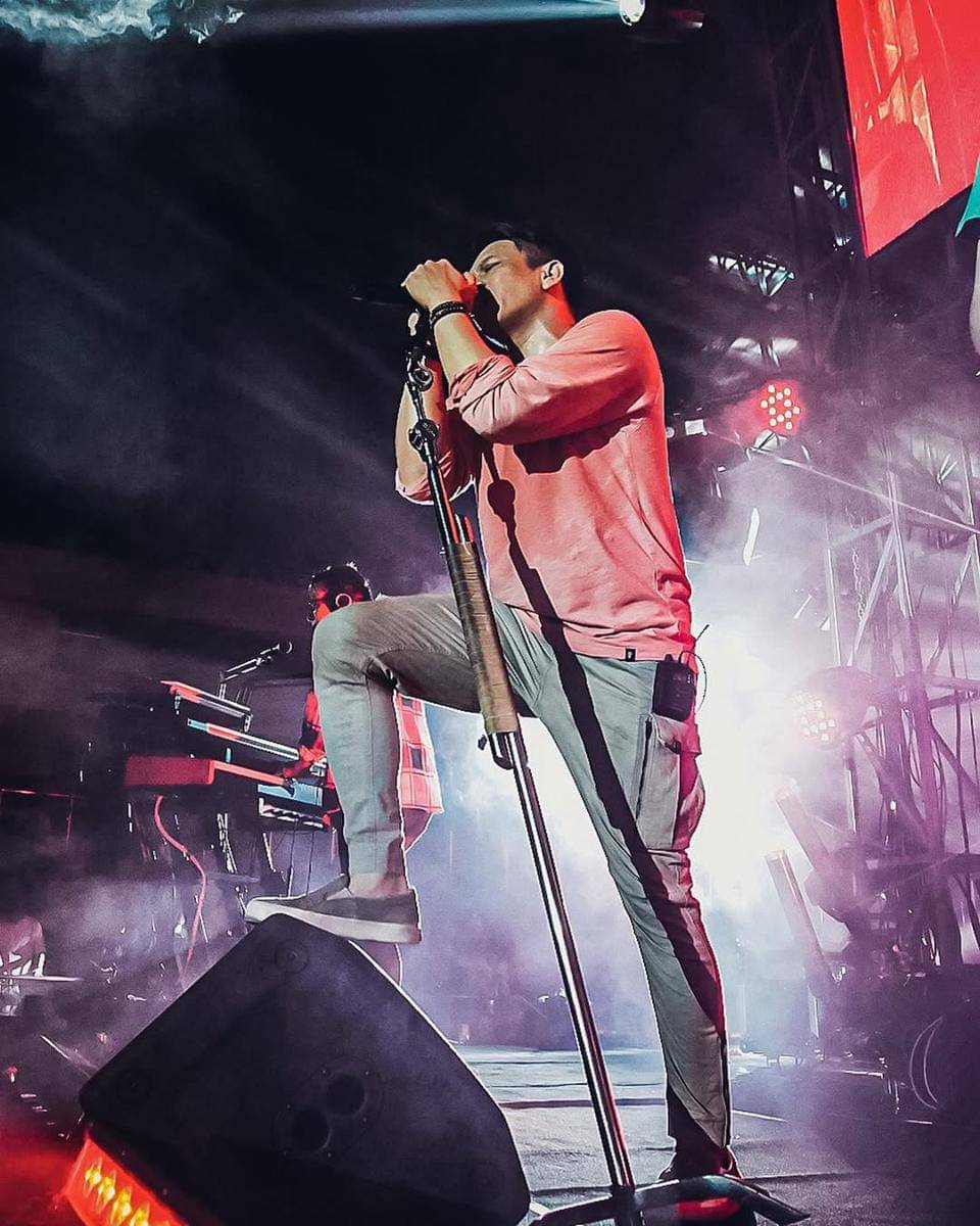 Mix and Match Cargo Pants ala Ariel Noah