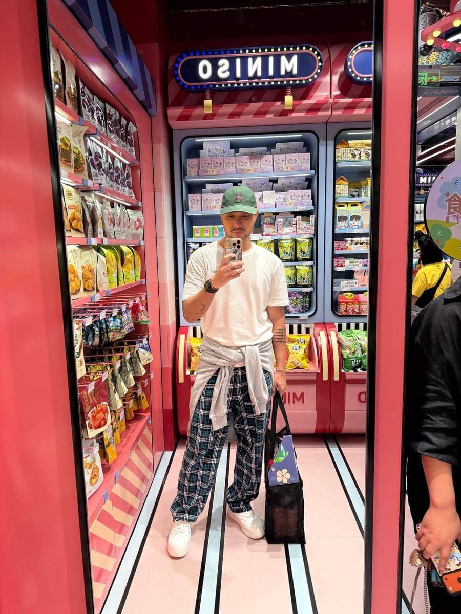 Krisjiana dan Siti Badriah jalan-jalan di Guangzhou