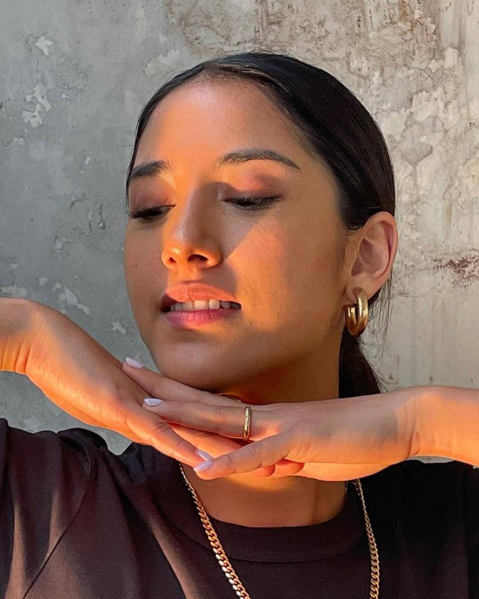 Inspirasi makeup ala Sabrina Alatas