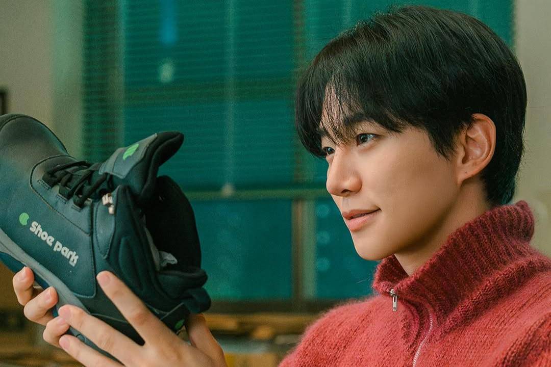 Kang Tae Poong (Lee Jun Ho) dalam drakor Typhoon Family