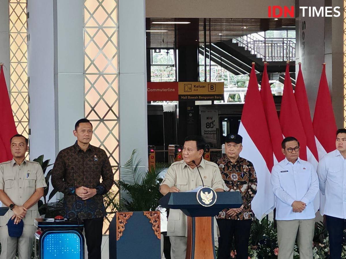 Presiden Prabowo Subianto meresmikan Stasiun Tanah Abang Baru