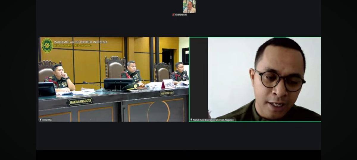 Dokter bersaksi di sidang Prada Lucky secara virtual. 