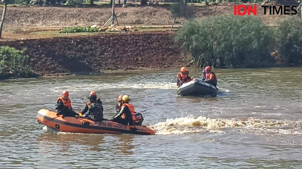 Simulasi kesiapsiagaan banjir Jakarta di Sungai Lebak Bulus Jaksel