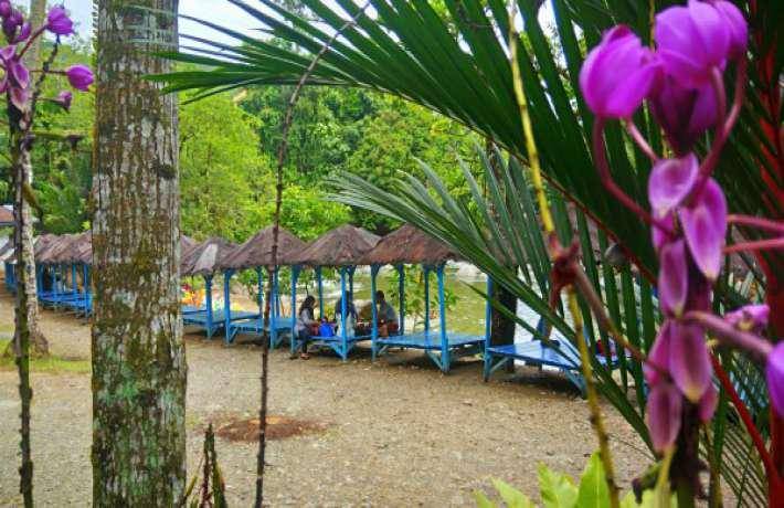 Pemandian Parsarian wisata di Tapanuli