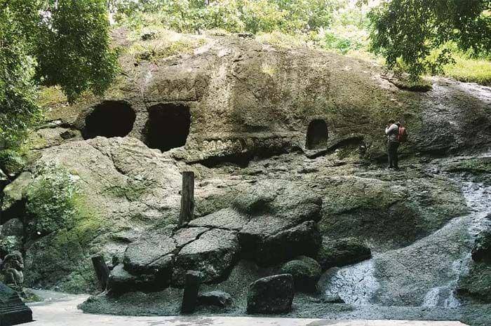 Goa Selomangleng wisata di Kediri