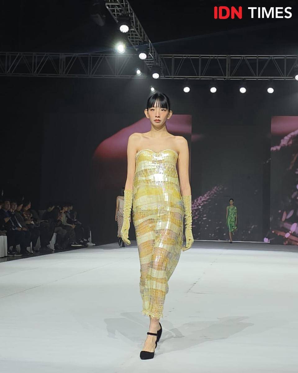 Koleksi karya Ernesto Abram di Busan Fashion Week 2025