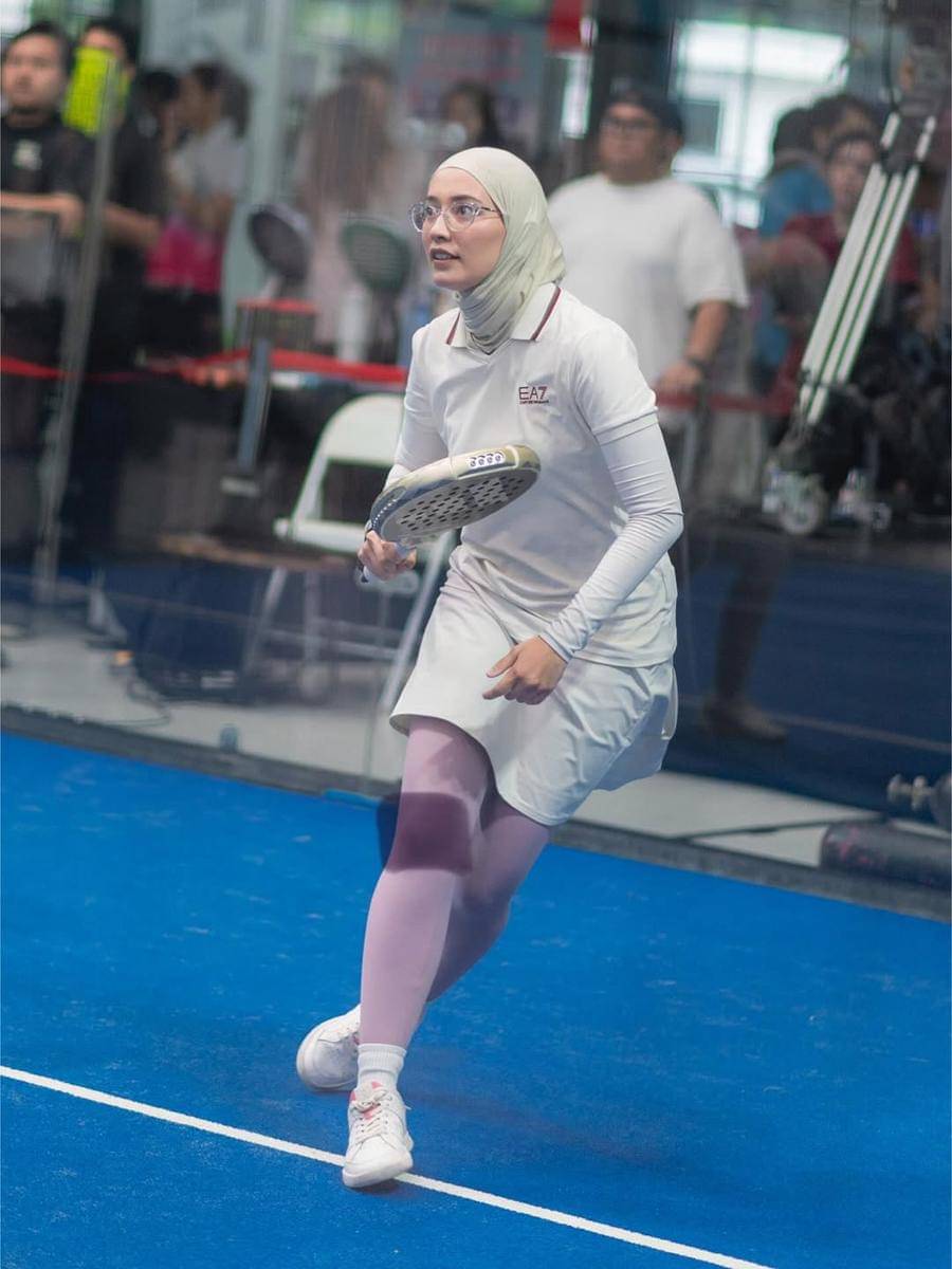 Gaya Olahraga Hijab ala Dwihanda